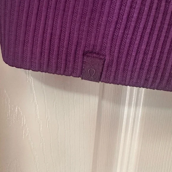 Lululemon Rest Less Cropped Half Zip - Picture 9 of 13